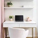 Apartament Luxury Riverside With Netflix, Primetv, Ev Parking And 1gbps Wifi *