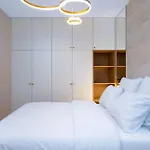 Apartament Luxury Riverside With Netflix, Primetv, Ev Parking And 1gbps Wifi