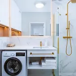 Luxury Riverside With Netflix, Primetv, Ev Parking And 1gbps Wifi Wrocław