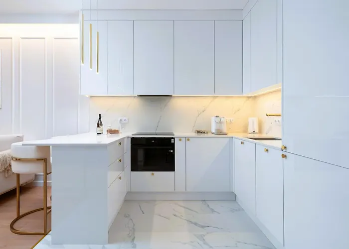 Luxury 24h With Netflix, Primetv, Ev Parking And 1gbps Wifi Apartment *